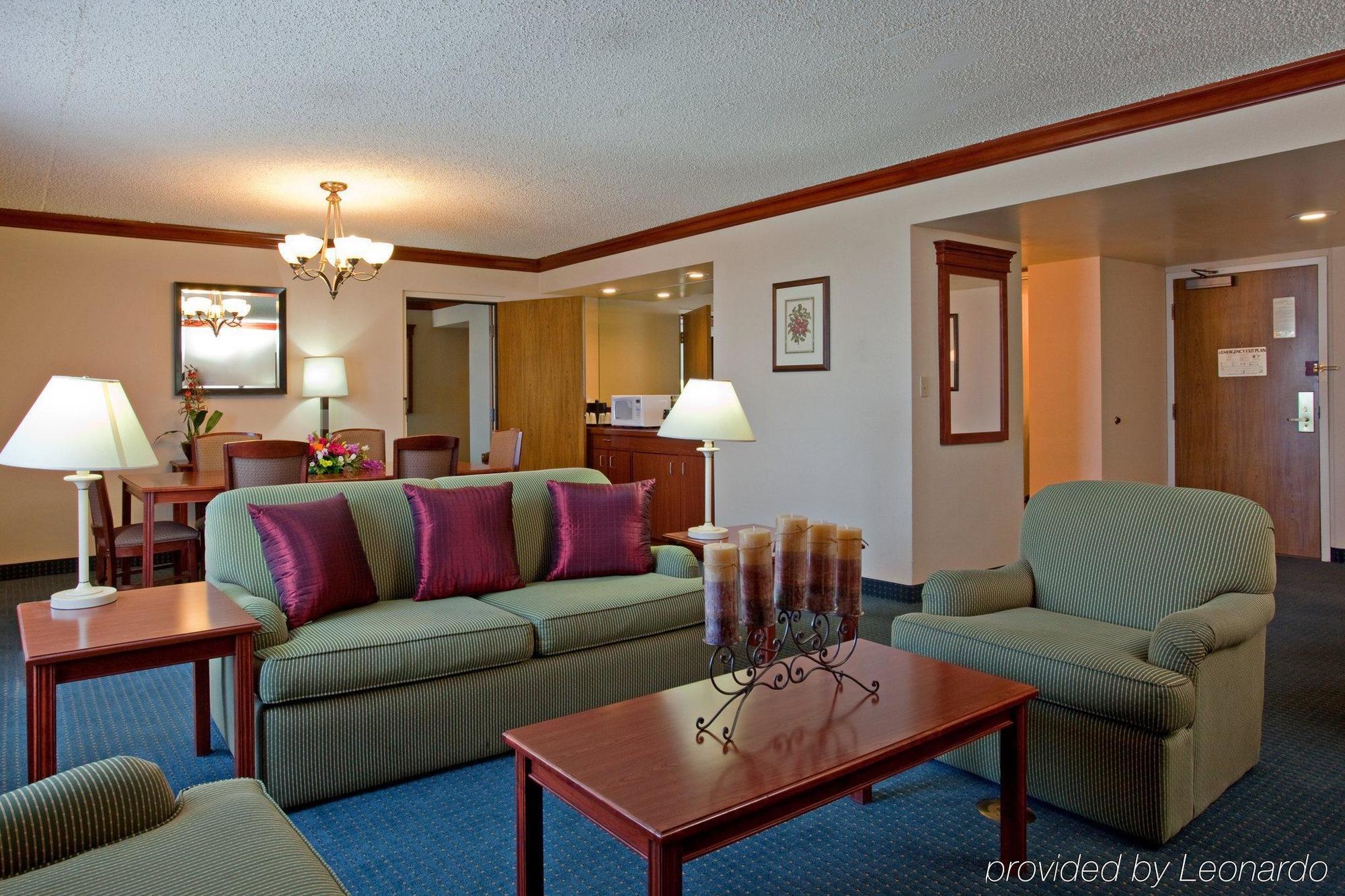 Holiday Inn La Mirada Buena Park By Ihg Interior foto